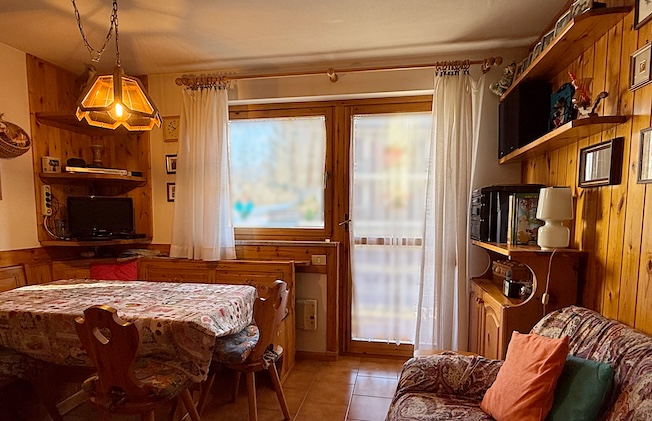 Carano – Trilocale duplex in zona tranquilla